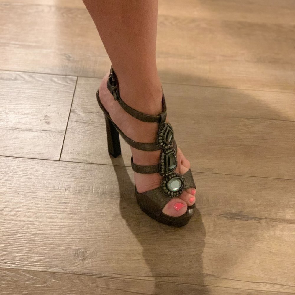 Pelle Moda Pewter New Snake Juneau Platform Heels